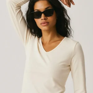 Ease V-Neck Longsleeve